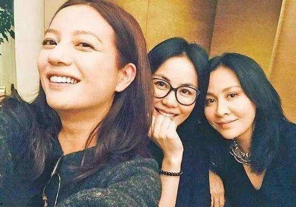 五月娱乐圈爆料是真的吗,娱乐圈五月爆料真相揭秘  第1张